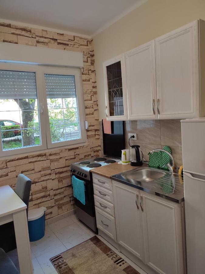 Appartamento Orion Apatman Belgrado Esterno foto