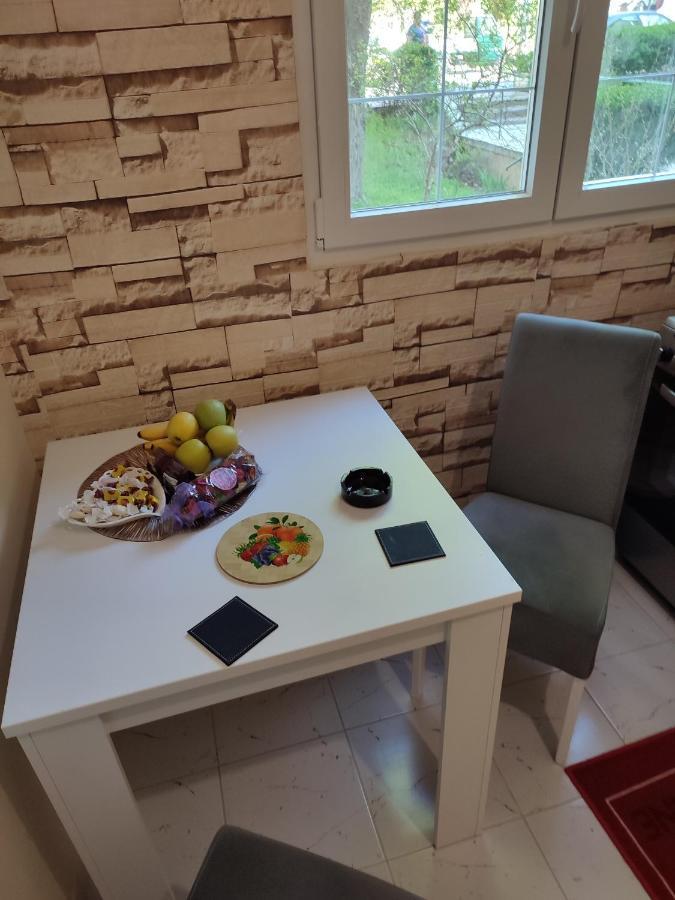 Appartamento Orion Apatman Belgrado Esterno foto